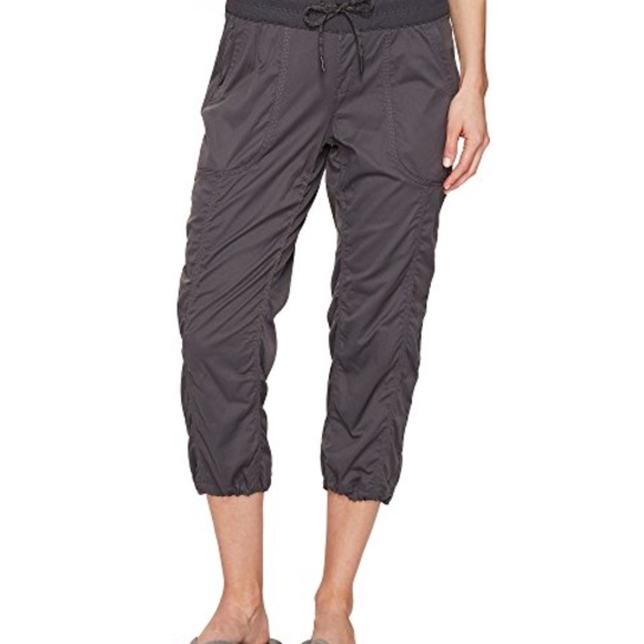 The North Face Pants - The North Face Aphrodite Olive Capri Pants size S